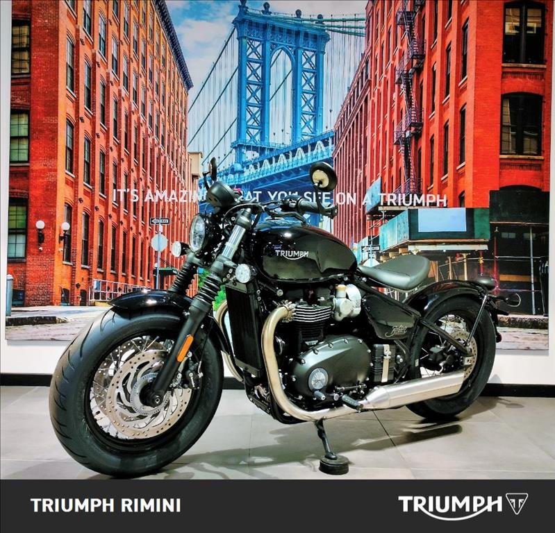 TRIUMPH Bonneville 1200 Bobber 